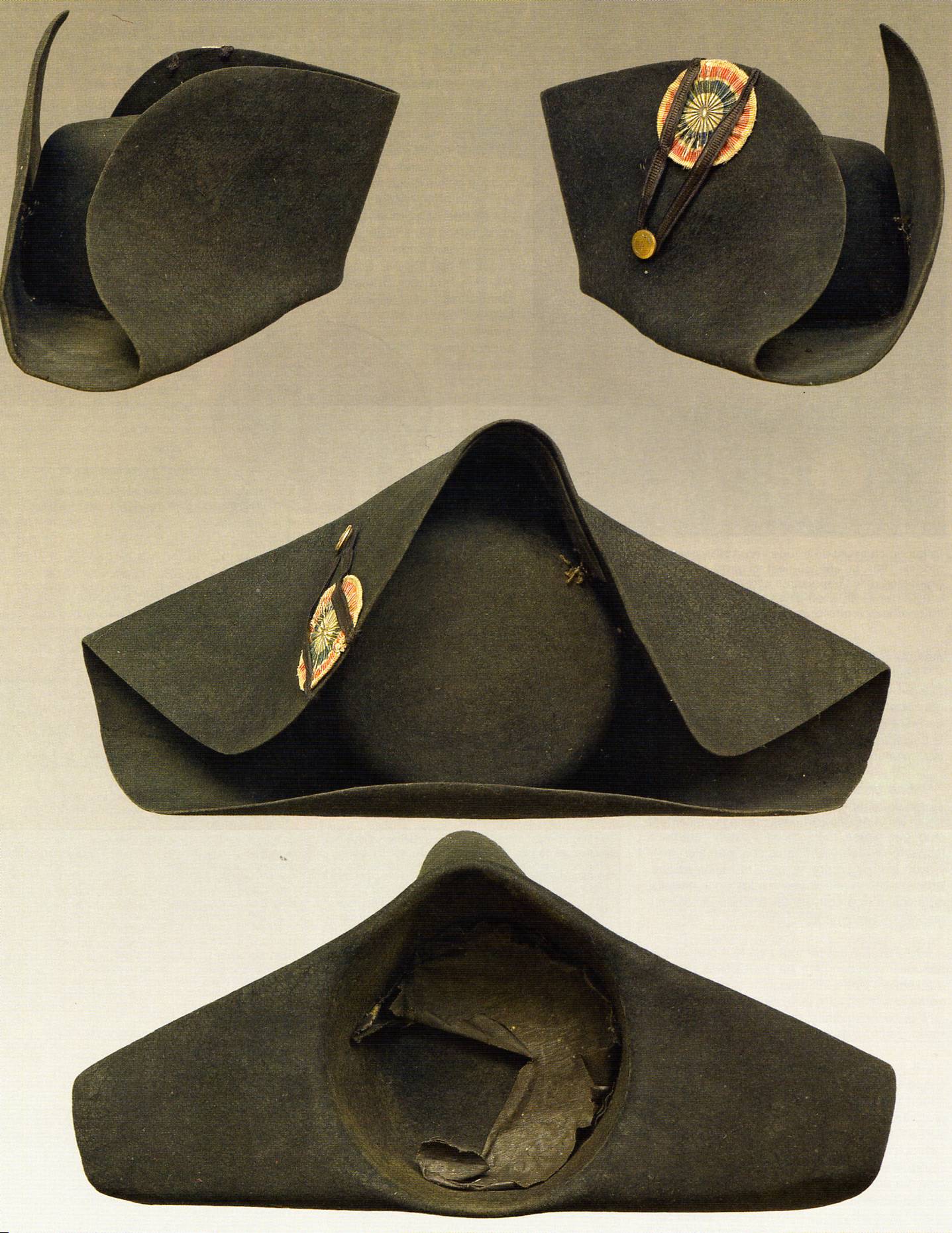 Chapeau d'Officier de la 4e de Ligne, 1795